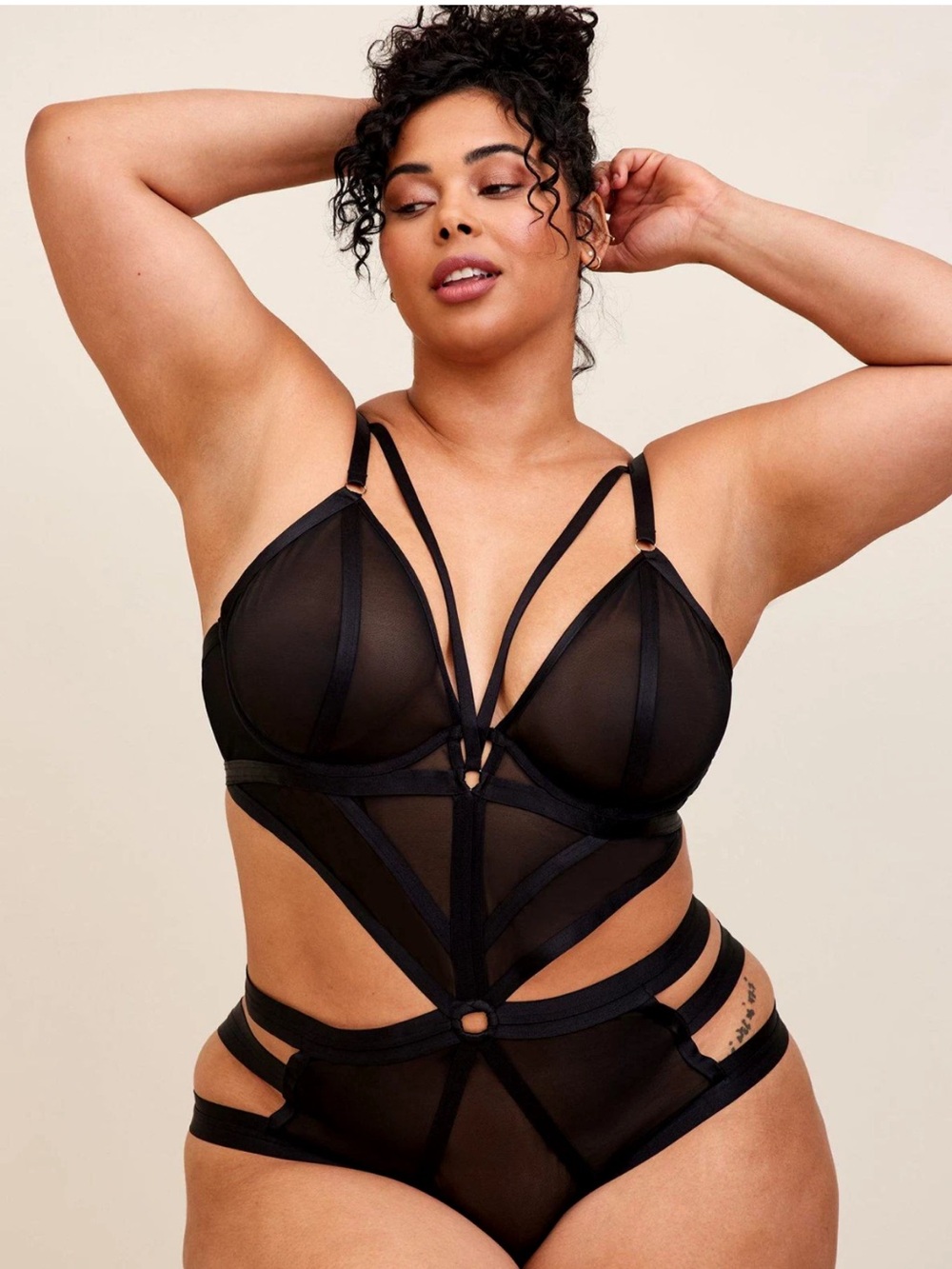 Torrid strappy cut-out bodysuit black size 1 EUC